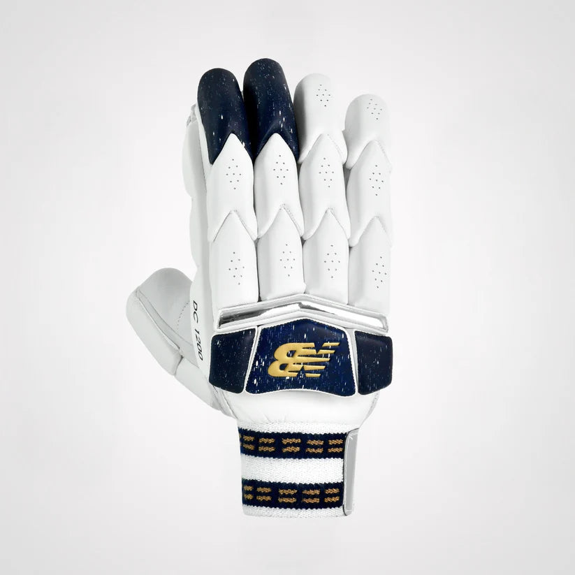 NB DC 12i Batting Gloves