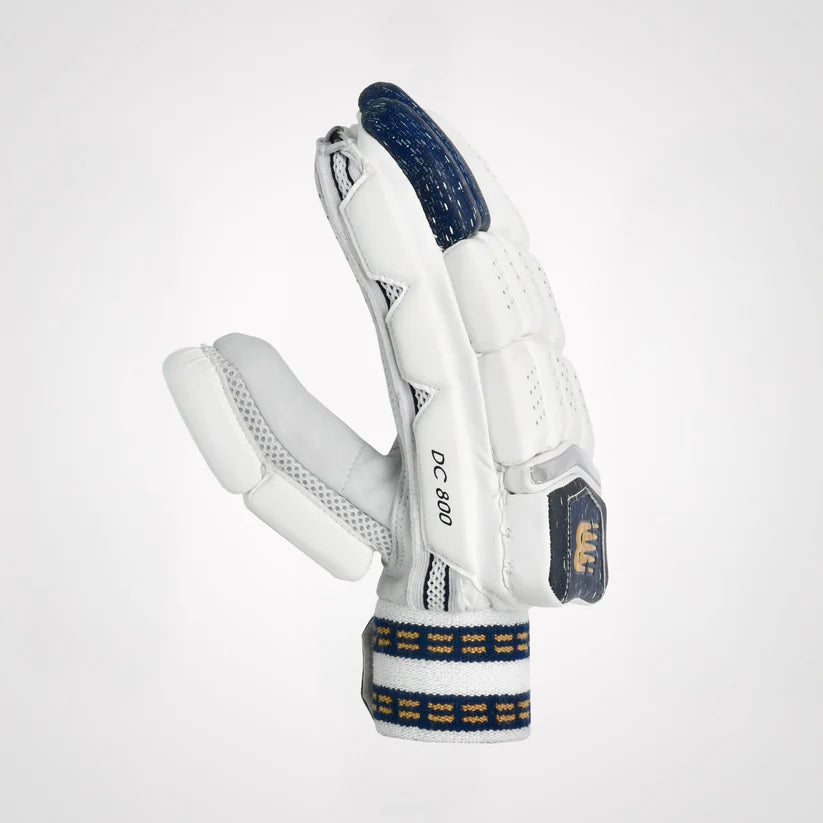 NB DC 8i Batting Gloves