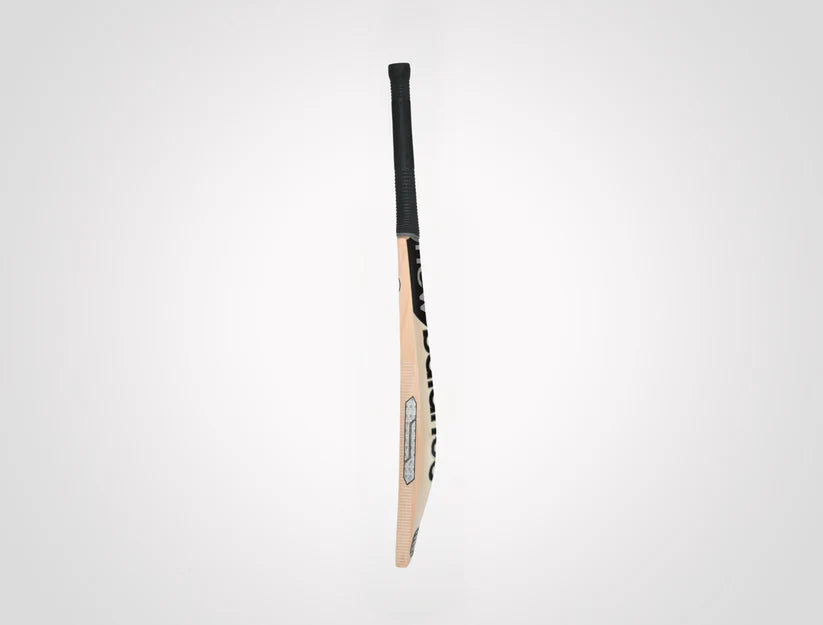 New Balance Heritage 600i Cricket Bat Side Profile