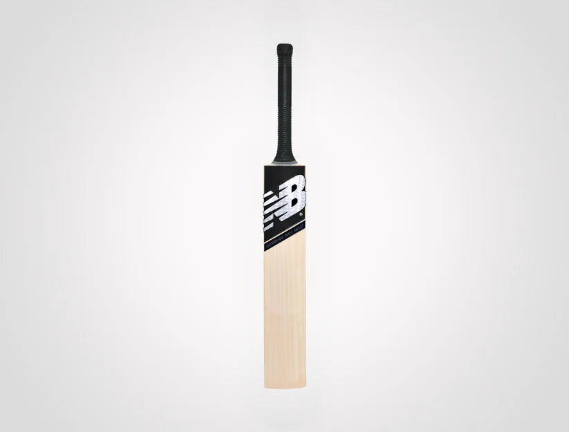 New Balance Heritage 700i MAX English Willow Cricket Bat Front View