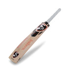 SG Savage Xtreme Cricket Bat Handle Detail